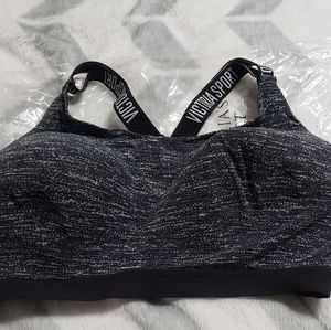 Victoria's Secret sport 36DD bra